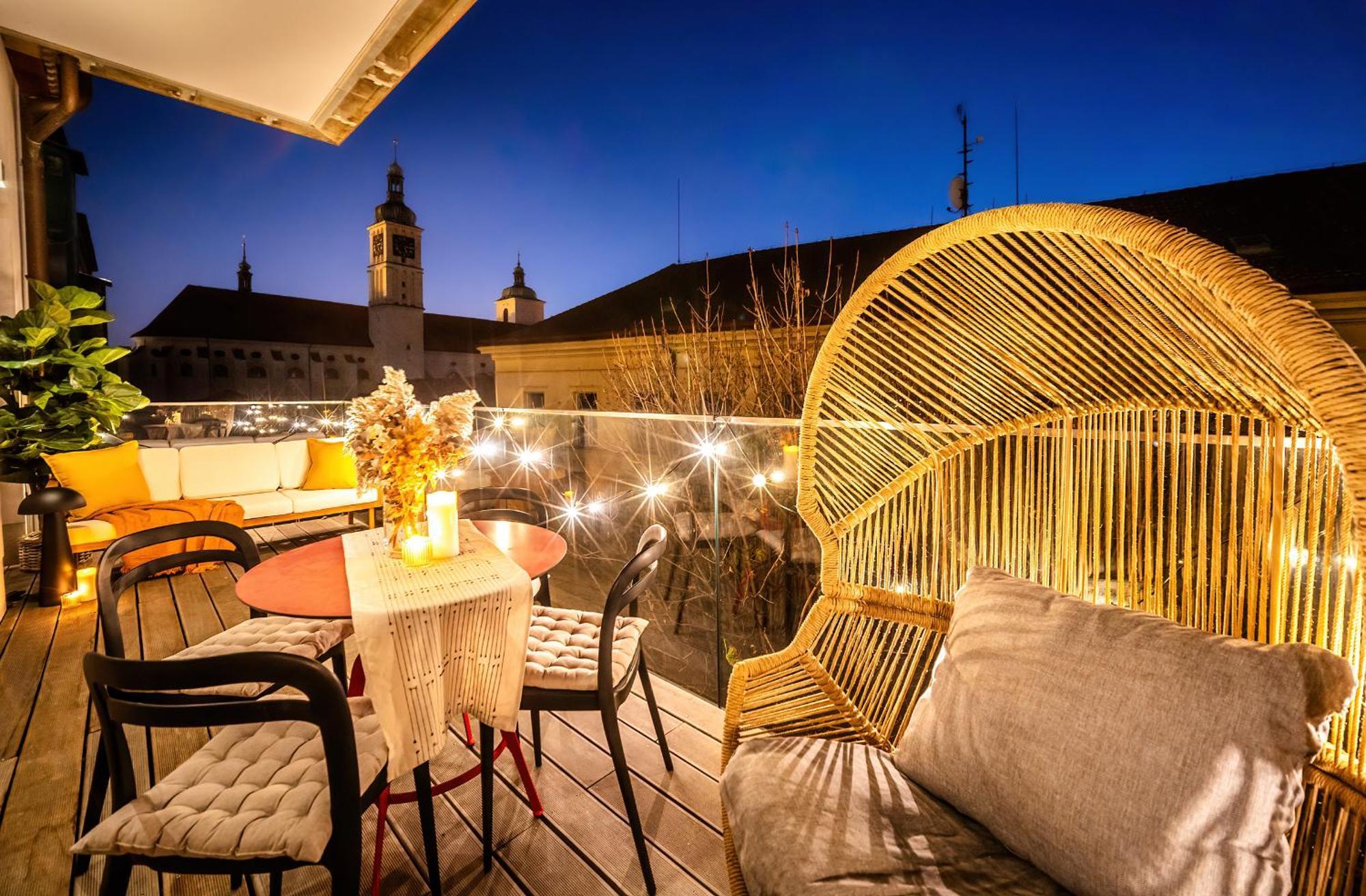 Billionaires Boutique Residence & Premium Suites, Old Town Prague Exterior photo